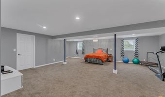 8244 SW Indian Hills Rd, Auburn, KS 66402