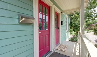 534 E Gordon Ln, Savannah, GA 31401