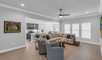 153 Le Moyne St, Bay St. Louis, MS 39520