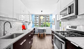 3001 VEAZEY Ter NW 710, Washington, DC 20008