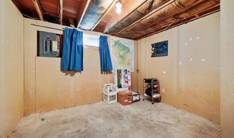 2606 McKenna Blvd, Madison, WI 53711