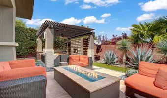 5742 Shadow Bend Dr, Las Vegas, NV 89135