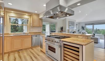 6820 Gunnison Dr, Anchorage, AK 99516