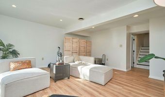 6617 MEDINAH Ln, Alexandria, VA 22312