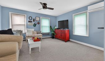 671 BROADWAY, Bayonne, NJ 07002