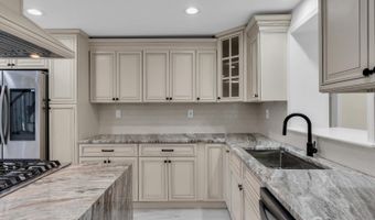 537 S Atlantic Ave, Aberdeen, NJ 07747