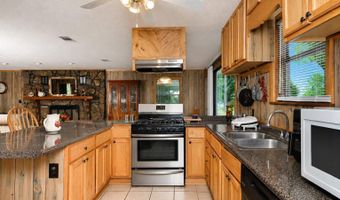 9106 E Swan Lake Rd, Altheimer, AR 72004
