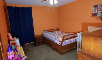 304 S Locust St, Arcanum, OH 45304