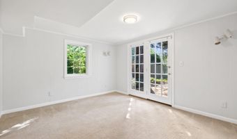 9407 WADSWORTH Dr, Bethesda, MD 20817
