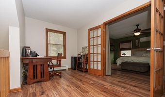 4 Debbie Dr, Altamont, NY 12009