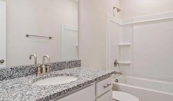 4028 Hidden Oaks Dr, Charlotte, NC 28205