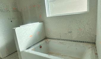 107 Peeps Ct, Adkins, TX 78101