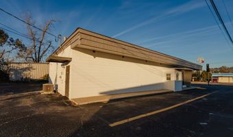 85 NE Main St, Baxley, GA 31513