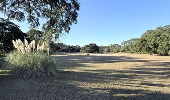 30 Barnwell Dr, Beaufort, SC 29907