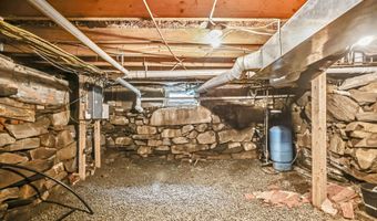 2066 Hinman Settler Rd, Brownington, VT 05860