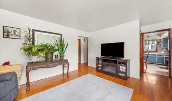 3820 W 117th St, Alsip, IL 60803
