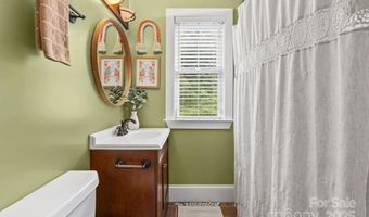 19 Rhudy Rd, Asheville, NC 28806