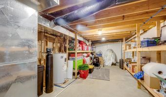 11462 Four Seasons Dr, Batesville, IN 47006