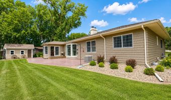 1005 W Richway Dr, Albert Lea, MN 56007