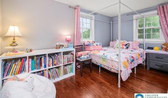 814 S Hays St, Allentown, PA 18103