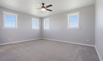 12869 387th Ave, Aberdeen, SD 57401
