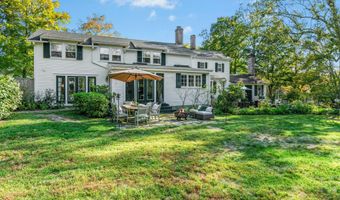 561 Middlesex Rd, Darien, CT 06820