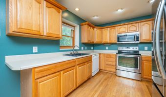 117 4th St NW, Altoona, IA 50009