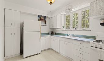 1045 Beverly Ave, Ambridge, PA 15003