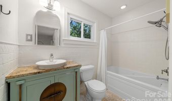 43 Martindale Rd, Asheville, NC 28804