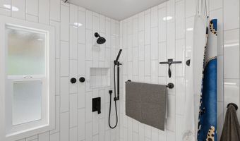 1155 2ND St NE, Bandon, OR 97411