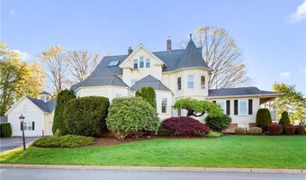 1358 Smith St, North Providence, RI 02911