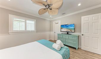 733 HOLLY Rd, Anna Maria, FL 34216