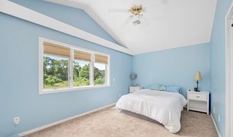 10 Heather Ln, Hopkinton, RI 02832