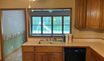 455 Forest Ave SE, Baxley, GA 31513