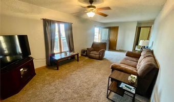 301 E 1st St, Adrian, MN 56110