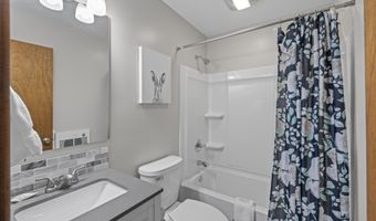 673 KILLMON Rd, Basye, VA 22810