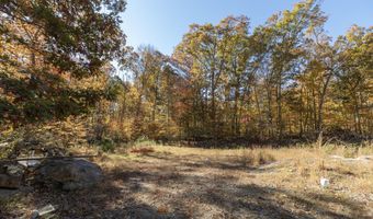 4 Laurel Ln, Clinton, CT 06413