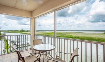 329 Water St, Apalachicola, FL 32320
