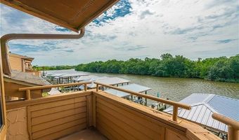 24 LAKE BREEZE Dr 24, New Orleans, LA 70129
