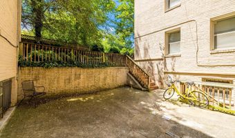 1363 K St SE 201, Washington, DC 20003