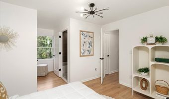35 Waldron Rd, Allentown, NJ 08501