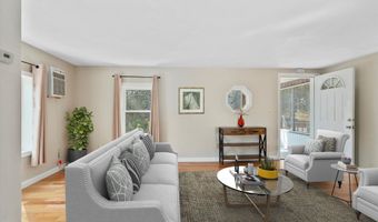126 Chester Rd, Raymond, NH 03077