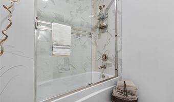 2132 Sarah St 102, Airville, PA 15203