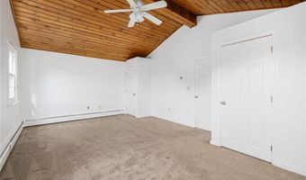 52 Pleasant View Rd, Warwick, RI 02888