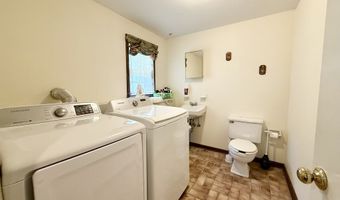 6 Bennett Ter, Ansonia, CT 06401