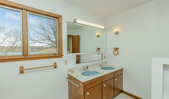 164 Park Pl, Arnolds Park, IA 51331