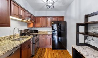 109 Peddlars Dr 109, Branford, CT 06405