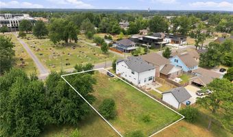 215 SW F St Lot 3, Bentonville, AR 72712