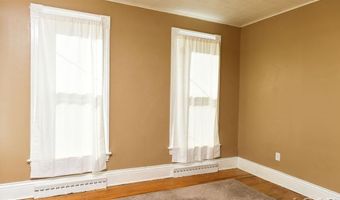 604 Comstock, Adrian, MI 49221