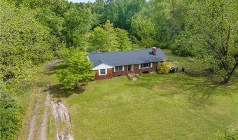 621 Bethesda Ave, Aberdeen, NC 28315